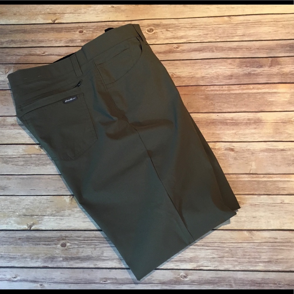 🆕 Eddie Bauer Men’s pant 38/30